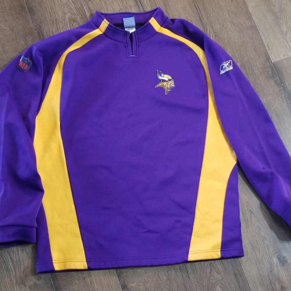 Men's Vikings shirt